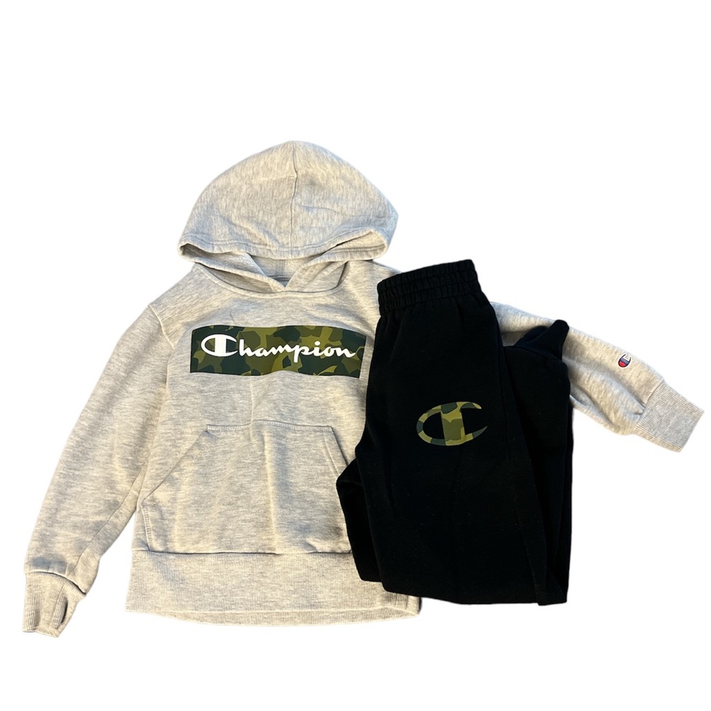 Champions Sweatpants Set